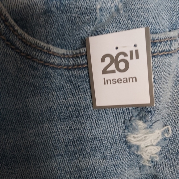 Womans Blue Jeans - Picture 3 of 9